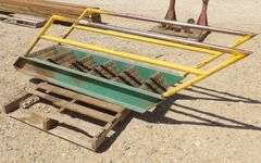 H-129 Metal Steps