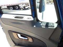 H-334 2011 International Prostar+122 6X4 Truck Tractor