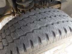 H-462 2006 Dodge Ram 2500 4X4 Flatbed Pickup