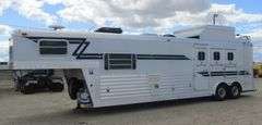 H-440 2004 Four Star LQ Horse Trailer