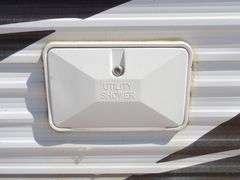H-922 2015 Wildwood 24' Travel Trailer