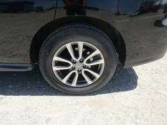 H-251 2013 Nissan Pathfinder 4X4