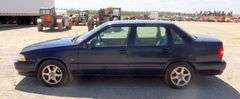 H-1060 2000 Volvo S70