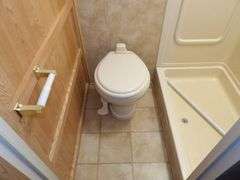 H-937 2003 Keystone Laredo Travel Trailer