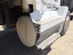 H-476 1997 Freightliner Truck