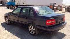H-1060 2000 Volvo S70
