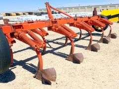 H-536 Chisel Plow