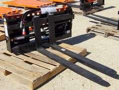 H-867 Wolverine Skid Steer Pallet Forks