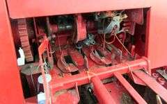 H-486 New Holland BC5080 Baler