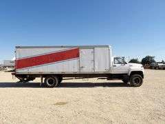 H-949 1992 Chevy Kodiak Box Truck