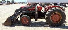 H-924  Massey Ferguson 135 Tractor