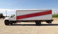 H-949 1992 Chevy Kodiak Box Truck