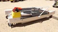 H-913 Catamaran