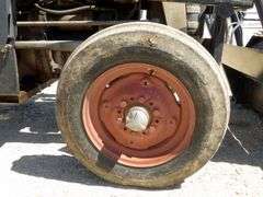 H-924  Massey Ferguson 135 Tractor