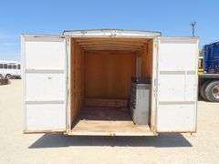 H-936 2001 Enclosed Cargo Trailer