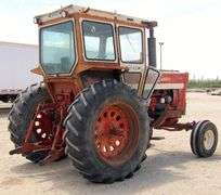 H-1054 International 1066 Tractor
