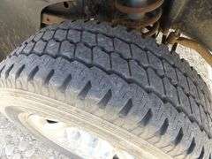 H-462 2006 Dodge Ram 2500 4X4 Flatbed Pickup