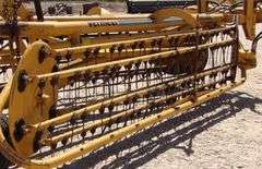 H-1044 Vermeer Twin Rake