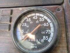 H-476 1997 Freightliner Truck
