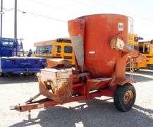 H-608 International Tub Grinder / Mixer
