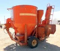 H-609 Gehl Tub Grinder / Mixer