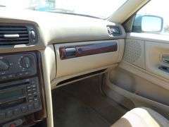 H-1060 2000 Volvo S70