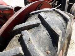 H-924  Massey Ferguson 135 Tractor