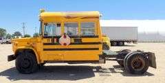 H-583 1987 GMC Bluebird Bus