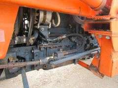 H-424 Kubota M7500 Tractor W/Front Loader