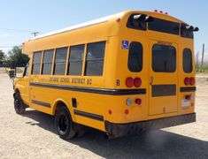 H-101 1998 Ford E-350 Bluebird School Bus