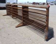 H-721 Heavy Duty 24' Freestanding Panels (10)