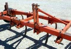 H-536 Chisel Plow
