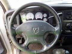 H-1064 2002 Dodge Ram 1500 Pickup