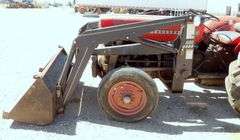 H-924  Massey Ferguson 135 Tractor