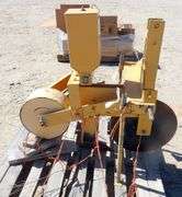 H-310 3-Point Gopher Baiter