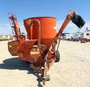 H-609 Gehl Tub Grinder / Mixer