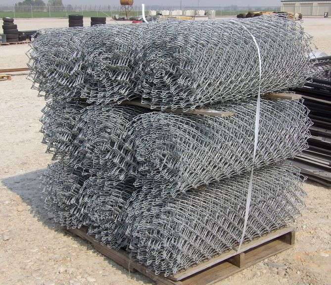 A-175 Unused Galvanized Chainlink Fencing