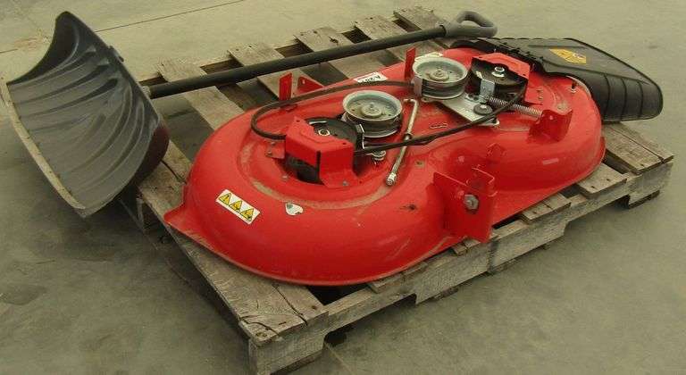 A-281 Mower Deck & Snow Shovel