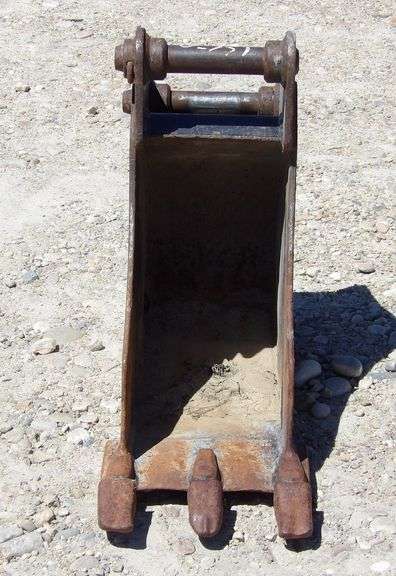 H-1224 CAT Mini Ex Bucket