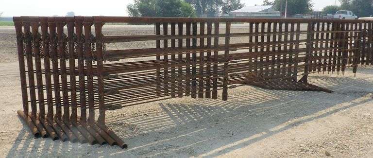 A-196 Heavy Duty Freestanding Bull Panels (10)