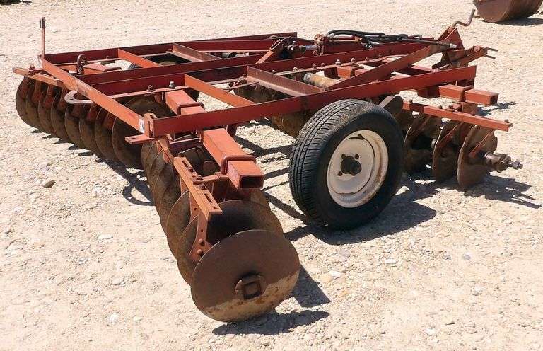 H-1314  International 10' Tandem Disc