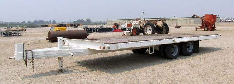 A-104 1990 Trail Max Equipment Trailer