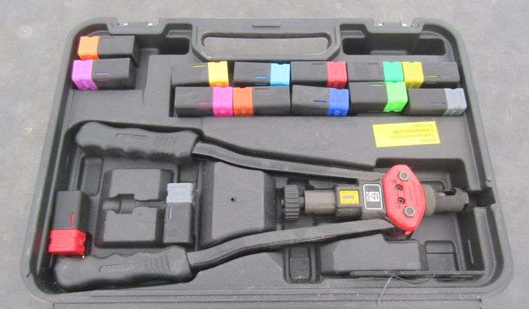 A-154 Giantisan Rivet Tool