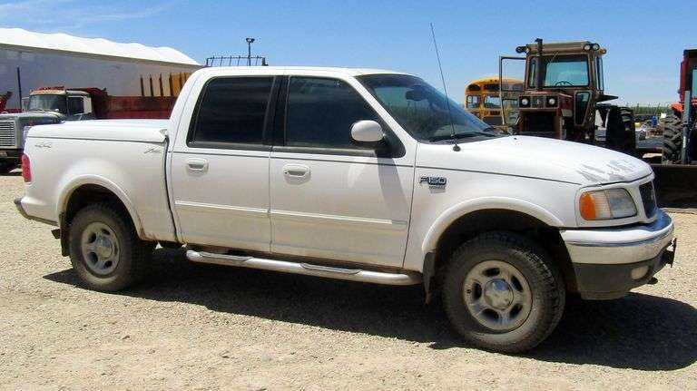 H-1298  2001 Ford F-150 Lariat 4x4 Pickup
