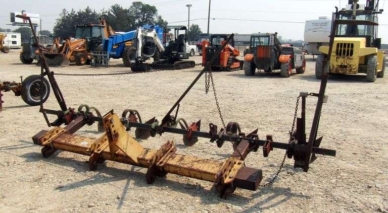 A-216  3-Point Potato Bedder