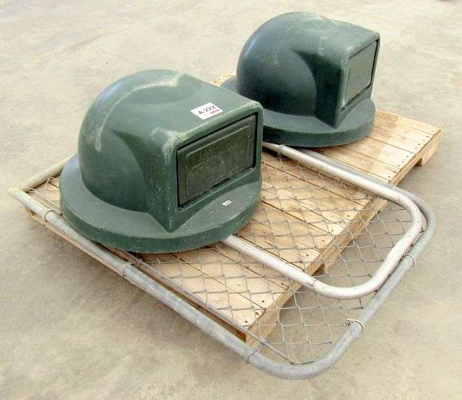 A-222 Trash Can Lids & Gate