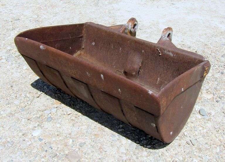 H-1294  Backhoe Clean-Up Bucket