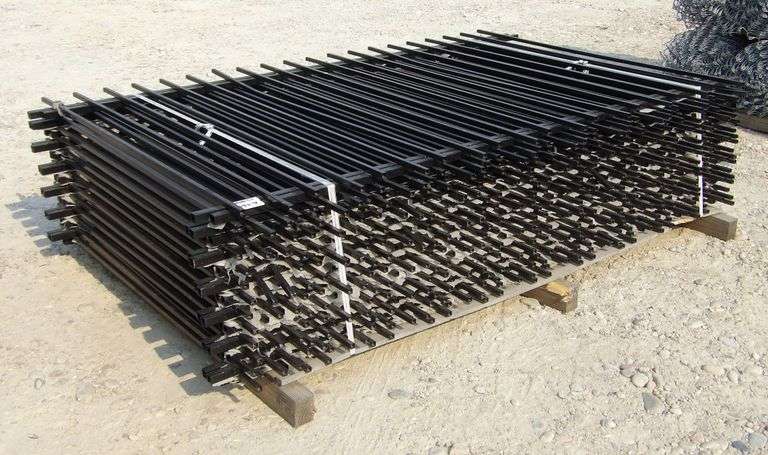 A-165 Metal Decorative Fencing