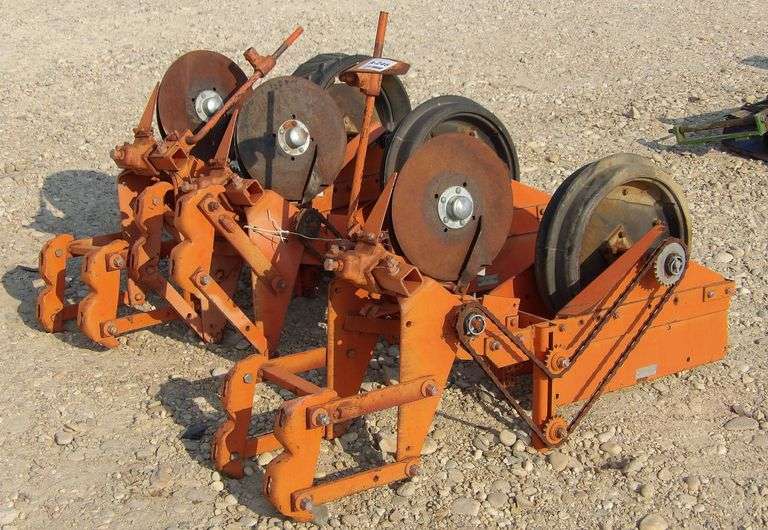 A-246 Allis Chalmers Planter Arms