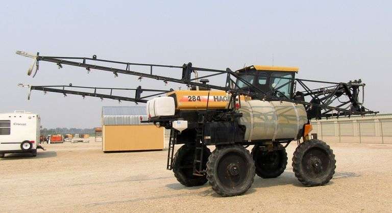 A-100 Hagie 284 Spray Coupe